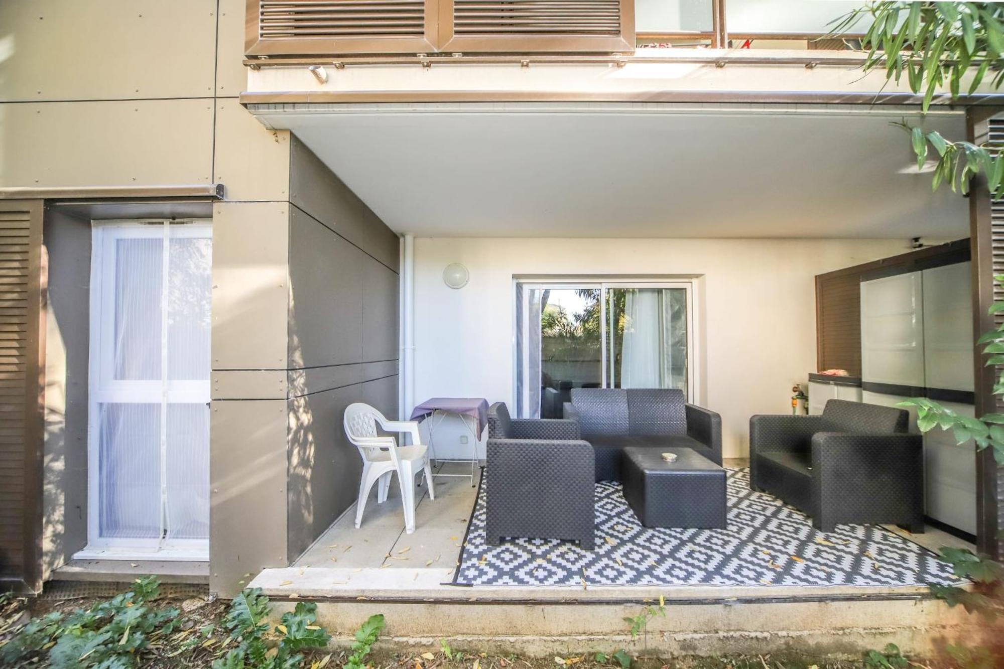 T2 Florescence Proche Montpellier Parking Castelnau-le-Lez Exterior photo